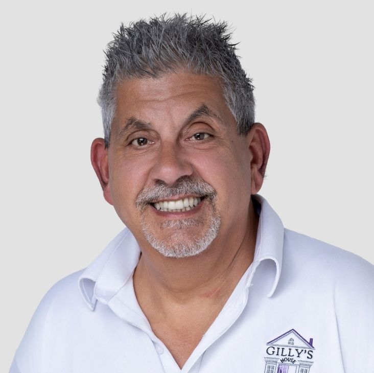 Steven Tavares